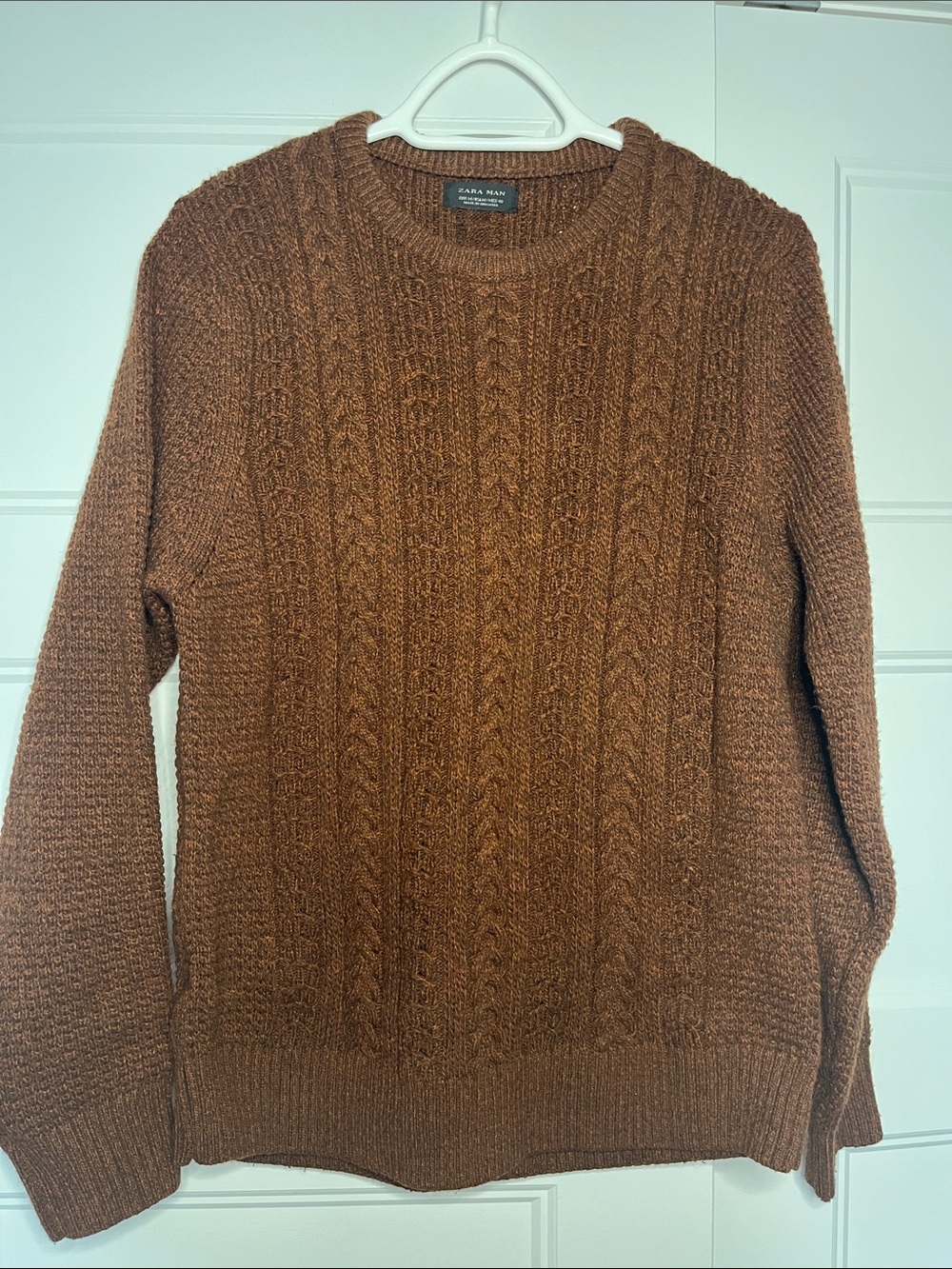 Zara Men's Chestnut Brown Cable-Knit Crewneck Sweater